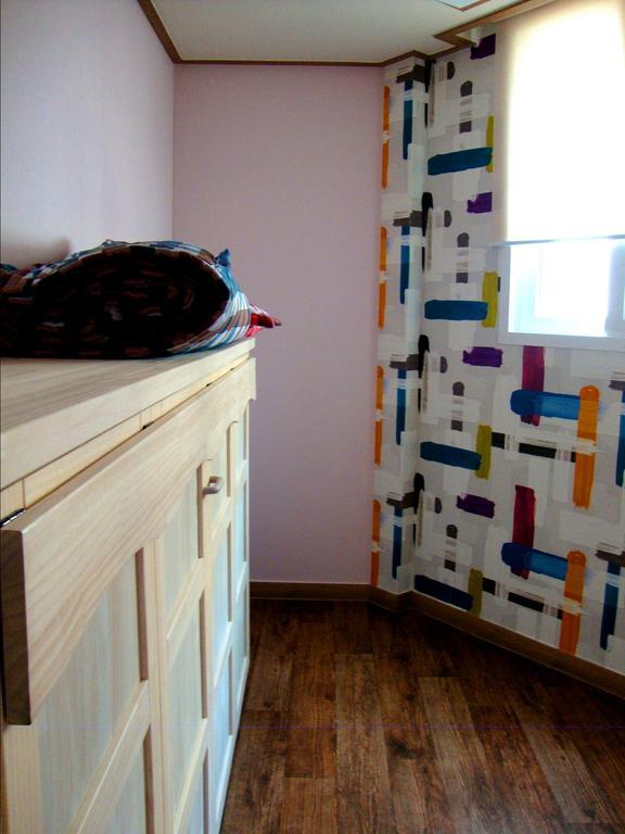 Cube Guesthouse Сеул Номер фото